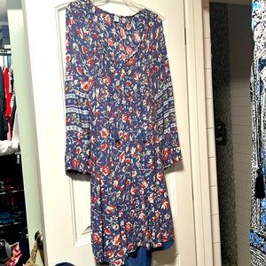 Old navy women’s dress size M casual worn once smoke free